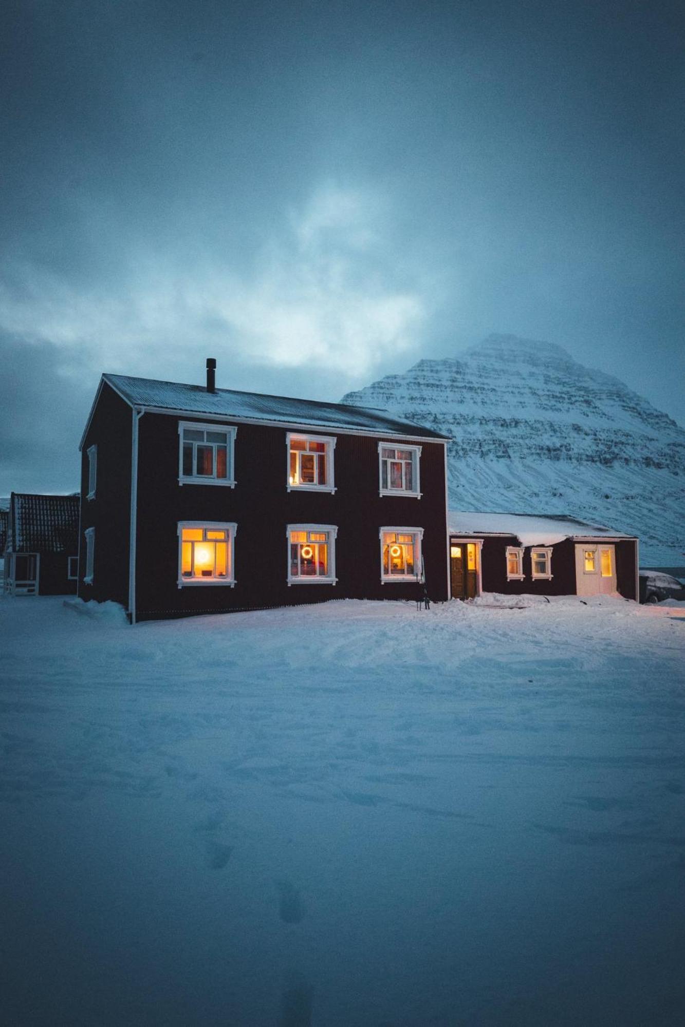 Mjoeyri Travel Holiday Homes Eskifjorthur Exterior photo