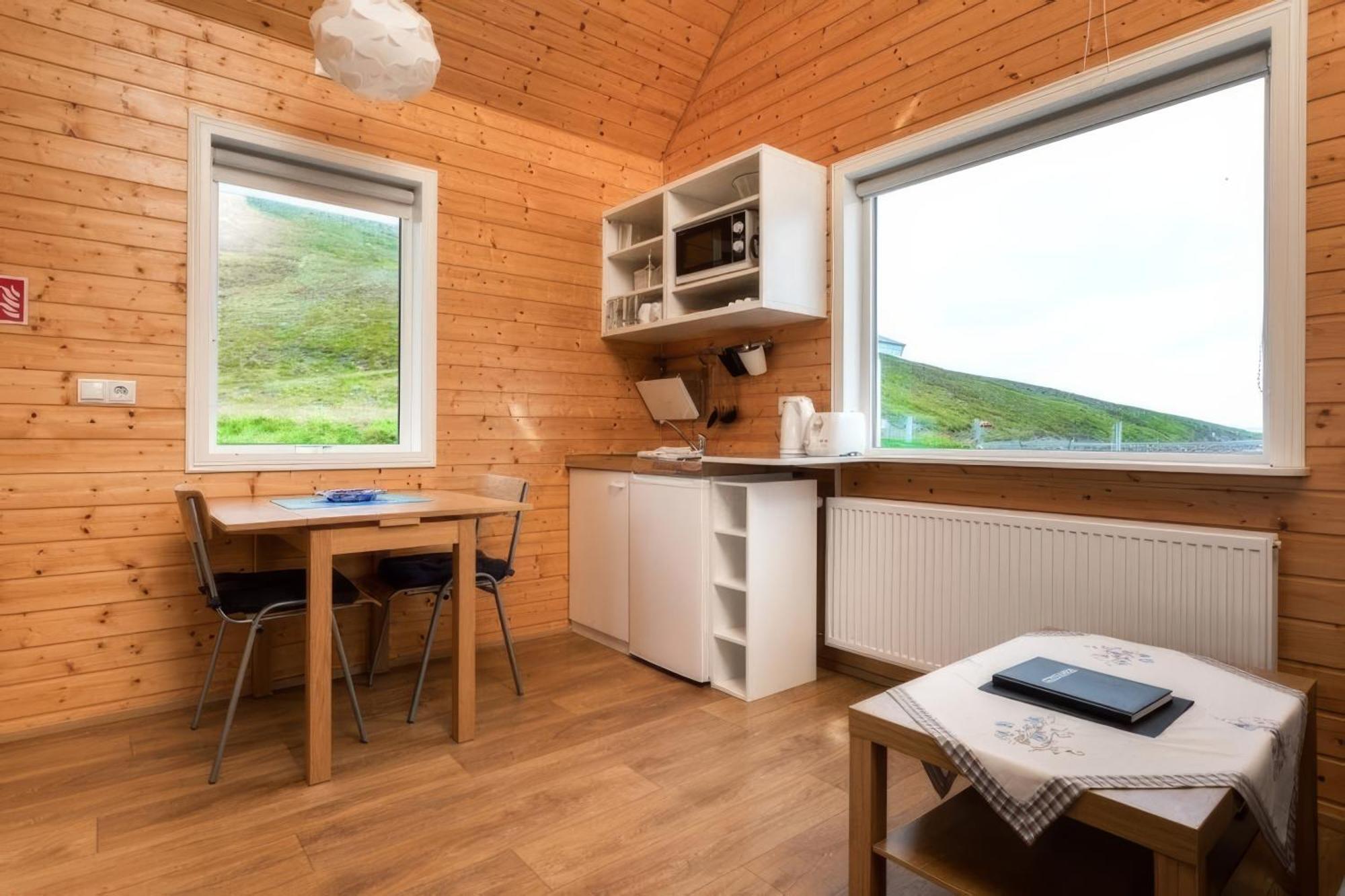 Mjoeyri Travel Holiday Homes Eskifjorthur Exterior photo