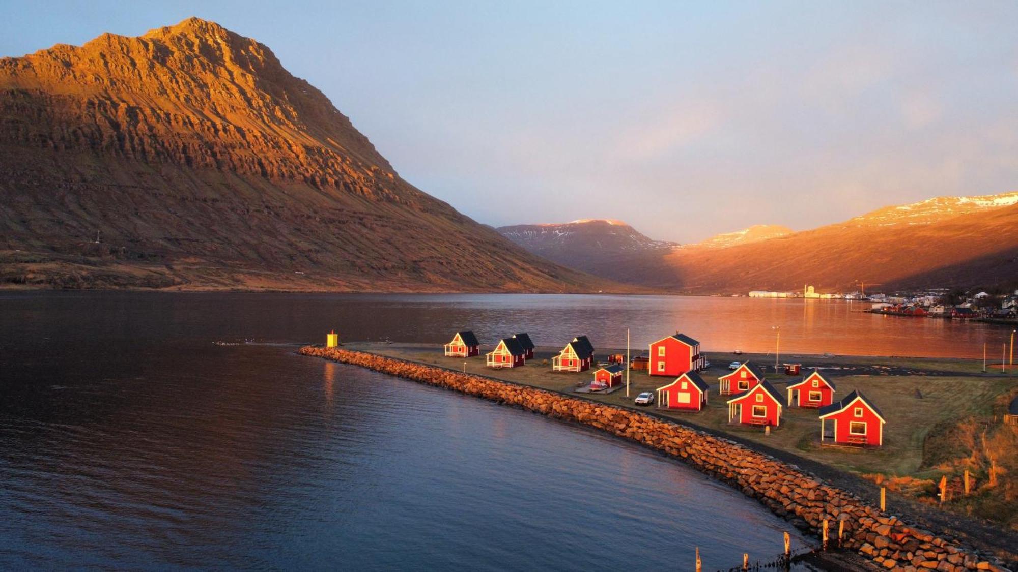 Mjoeyri Travel Holiday Homes Eskifjorthur Exterior photo